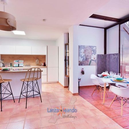 Vivienda Vacacional Casa Shanti Пуерто-Калеро Екстер'єр фото